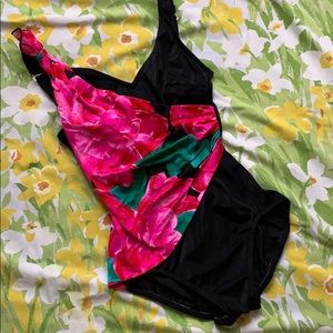 EUC [VINTAGE] 🌷 wrap swimsuit